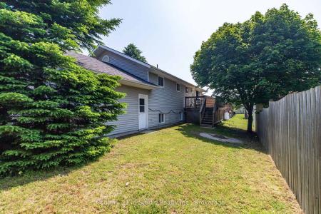 372 ST ALBERT STREET, Kincardine, אונטריו N2Z 2V3, קנדה