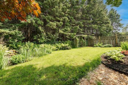 91 DAWLISH AVENUE, Aurora, Ontario L4G 6R4, Canada