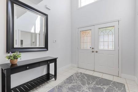 48 CRIMSON RIDGE ROAD, Barrie, Ontario L4N 9S1, Kanada