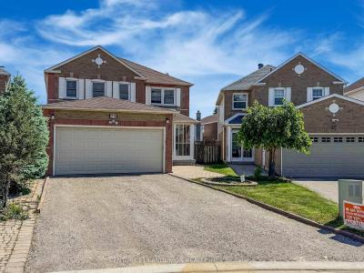 25 BEMERTON COURT, Toronto, Ontario M1V 4P9, Canada