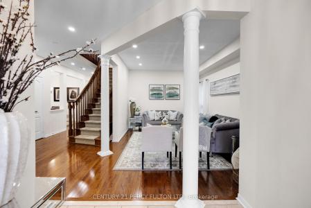 1348 WALLIG AVENUE, Oshawa, Ontario L1K 0J5, Canada