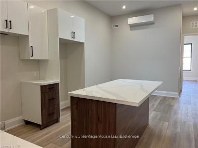 43 JARVIS STREET, Fort Erie, Онтарио L2A 2S3, Канада