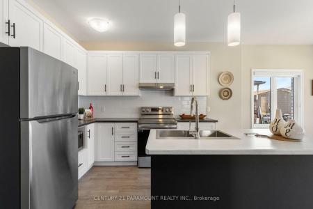 72 BRADLEY AVENUE, Welland, 온타리오주 L3B 0K1, 캐나다
