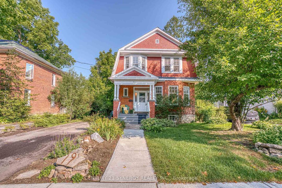 19 MARY STREET, Perth, Ontario K7H 2X1, Canada