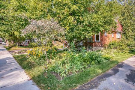 19 MARY STREET, Perth, Ontario K7H 2X1, Canada