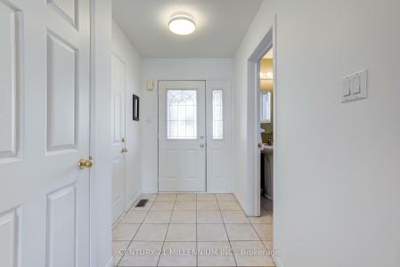 127 BISCAYNE CRESCENT, Orangeville, Ontario L9W 5E5, Canadá