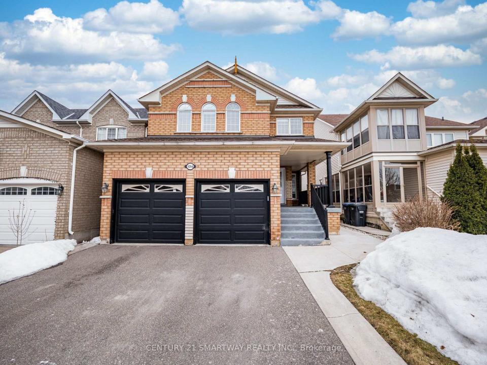 124 PORCHLIGHT ROAD, Brampton, Ontario L6R 4R9, Canada
