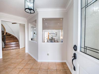 124 PORCHLIGHT ROAD, Brampton, Ontario L6R 4R9, Canada