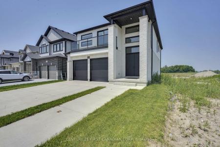 860 KLEINBURG DRIVE, London North, أونتاريو N5X 0N8, كندا