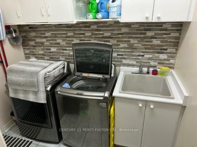 5 HILLPATH CRESCENT, Brampton, Ontario L6Z 4V1, Kanada
