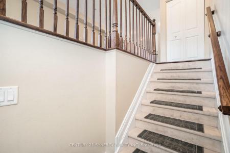 155 SCOUT STREET, Carlington - Central Park, Ontario K2C 4E2, Canadá