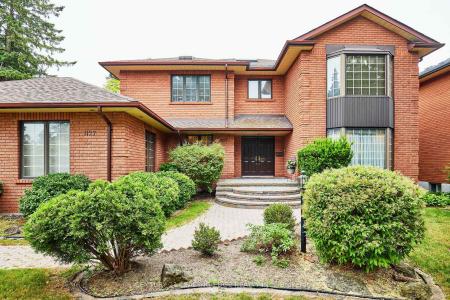 1127 OSHAWA BOULEVARD N, Oshawa, Ontario L1G 5W2, Canada