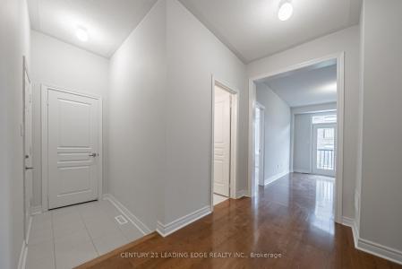 102 HILTS DRIVE, Richmond Hill, Ontario L4H 0J2, Canadá