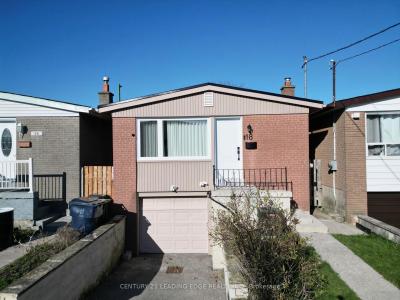 18 MAGNOLIA AVENUE, Toronto, Ontario M1K 3K1, Canada