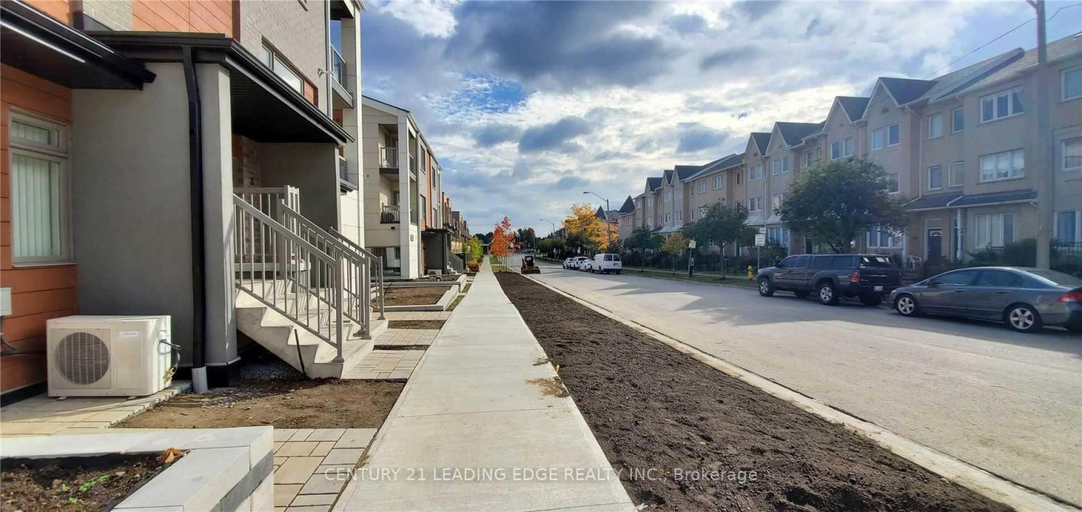 5155 SHEPPARD AVENUE E, Toronto, Ontario M1B 0C8, Kanada
