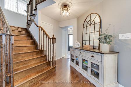 114 FARIS STREET, Bradford West Gwillimbury, 安大略省 L3Z 0C4, 加拿大