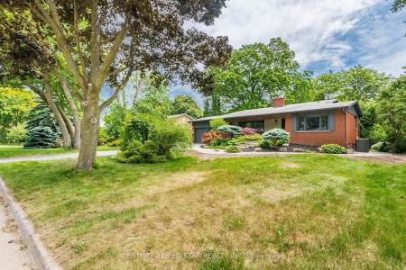 1448 WILLOWDOWN ROAD, Oakville, Ontario L6L 1X3, Canada