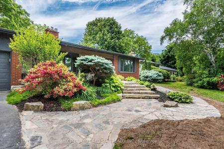 1448 WILLOWDOWN ROAD, Oakville, Ontario L6L 1X3, Canada