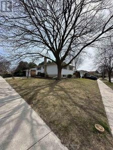69 DAVISBROOK BOULEVARD, Toronto (tam O'shanter-sullivan), أونتاريو M1T 2H6, كندا