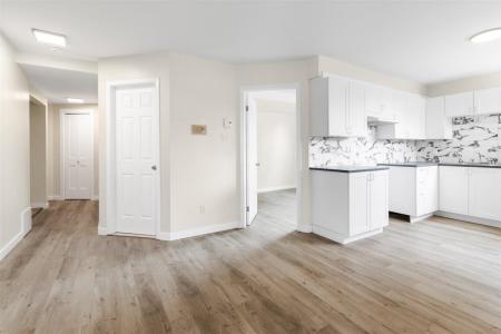 9560  Av. Cérès, Montréal (Pierrefonds-Roxboro), Québec H8Y 3N4, Canada