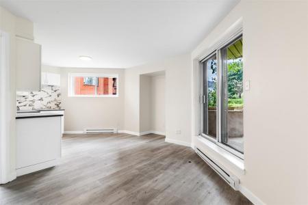 9560  Av. Cérès, Montréal (Pierrefonds-Roxboro), Québec H8Y 3N4, Canada