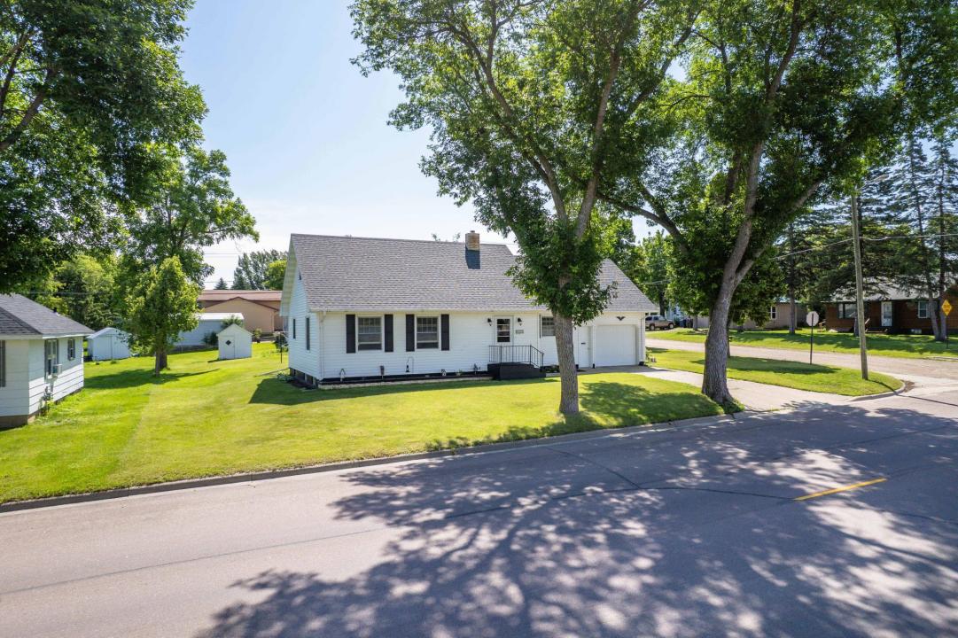 727 S Peck Street, Fergus Falls, Minnesota 56537, Stati Uniti