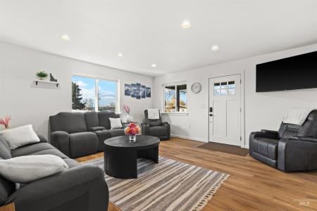 1128 Bryden Ave., Lewiston, Idaho 83501