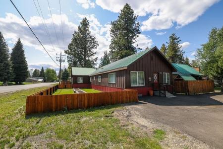 629 Thompson Avenue, McCall, איידהו 83638, ארצות הברית של אמריקה 