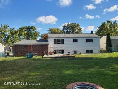 11424 Hazel, Grand Blanc, Michigan 48439, USA