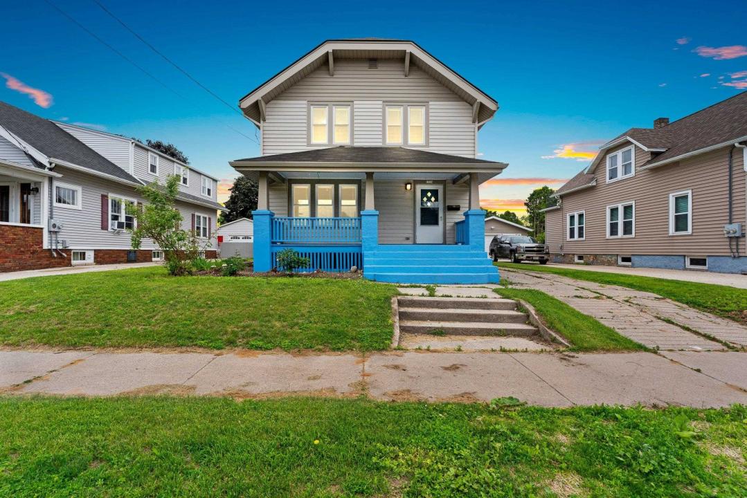 1314 S 16TH Street, MANITOWOC, Wisconsin 54220