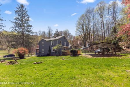 675 Apple Tree Road, Harding, ペンシルベニア 18643, アメリカ合衆国