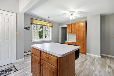 675 Apple Tree Road, Harding, ペンシルベニア 18643, アメリカ合衆国