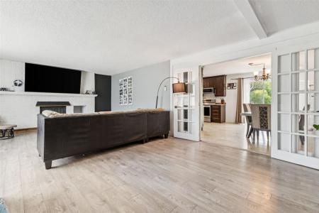 91  Ch. Hogan, Cantley, Québec J8V 3C2, Canada
