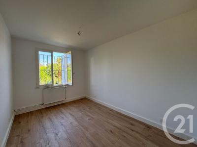 Claye Souilly, Île-de-France 77410, アキタン