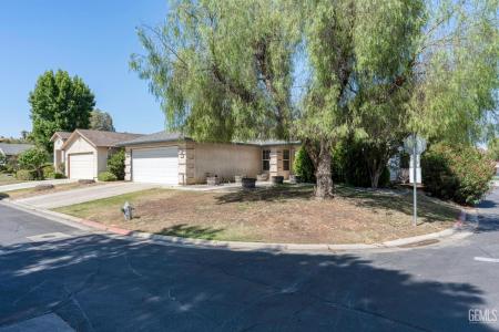 5928 Dyce Way, Bakersfield, California 93306, USA