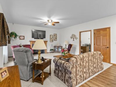 4821 W Custer St, Manitowoc, Wisconsin 54220, USA