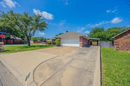 6508 Running Creek Drive, Arlington, Texas 76001, Estados Unidos