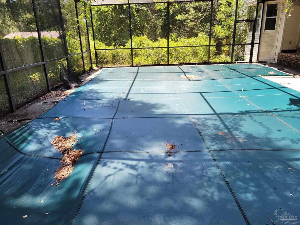 5720 Avenida Robledal, Pensacola, Florida 32504