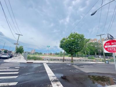 713 Frelinghuysen Ave, Newark City, Nueva Jersey 07114, Estados Unidos