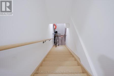 60 MORECAMBE GATE, Toronto (l'amoreaux), أونتاريو M1W 2N6, كندا 