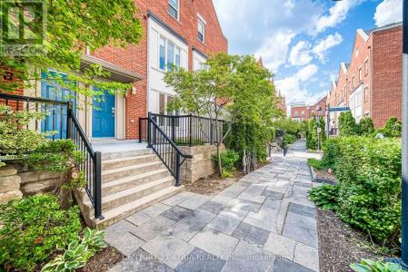 8 FRANCES LORING LANE, Toronto (south Riverdale), Ontario M4M 3E8, CANADÁ