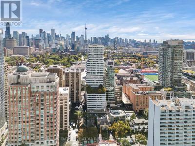 200 BLOOR STREET WEST, Toronto (annex), Ontario M5S 1T8, Canadá