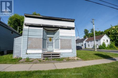 42-46 MARLBOROUGH STREET SOUTH, Cornwall, Ontario K6H 3Z3, CANADÁ
