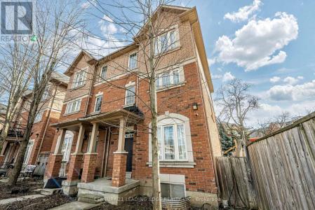 75 ELPHICK LANE, Toronto (weston), أونتاريو M9N 4A2, كندا 