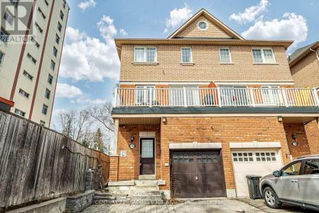 75 ELPHICK LANE, Toronto (weston), أونتاريو M9N 4A2, كندا 