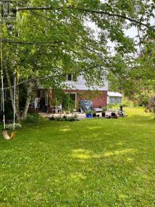 2014 FOXBORO STIRLING ROAD, Quinte West (sidney Ward), Ontario K0K 3E0, Canada