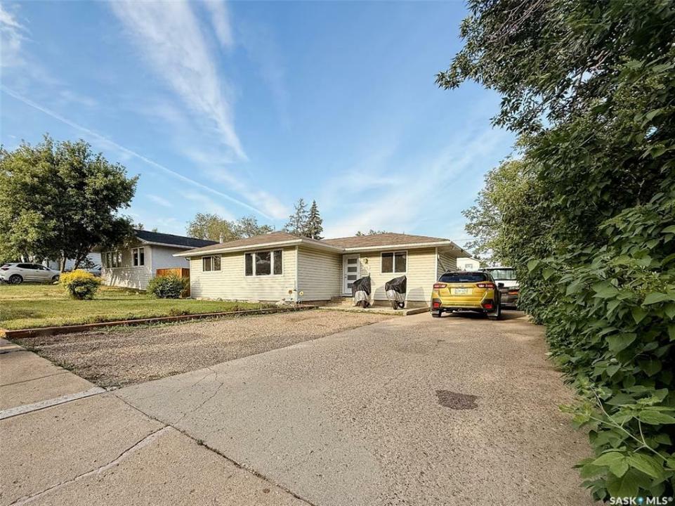 552 101ST STREET, North Battleford, Saskatchewan S9A 0Y5, Kanada