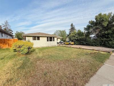 552 101ST STREET, North Battleford, Saskatchewan S9A 0Y5, Kanada