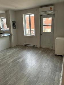 5275 Av. Randall, Montréal (Côte-des-Neiges/Notre-Dame-de-Grâce), كيبيك H4V 2V4, كندا