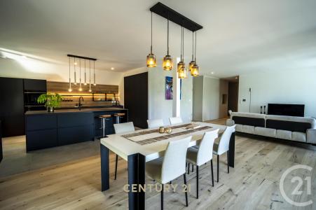 Hangenbieten, Alsace 67980, France